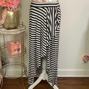 mnk Black & White Striped High-Low Skirt